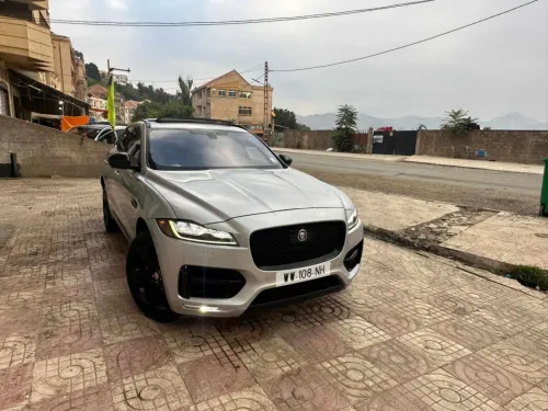 Jaguar F PACE 2019 