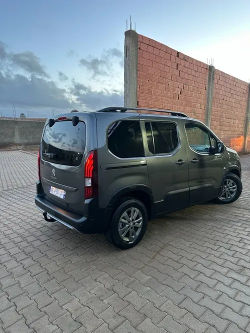 Peugeot Partner 2022 Rifter
