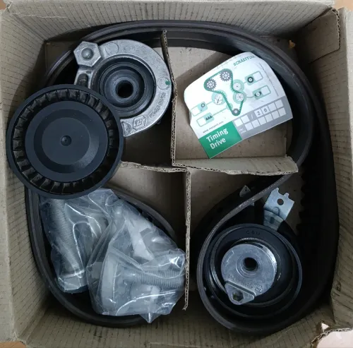 kit chaine de distribution et un kit courroie d'origine Renault Dacia 1.5 dCi 85Ch et 100Ch