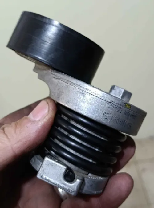 kit chaine de distribution et un kit courroie d'origine Renault Dacia 1.5 dCi 85Ch et 100Ch