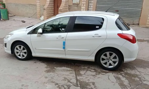 Peugeot 308 2013 