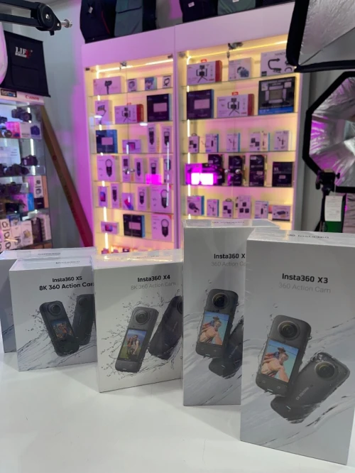 Insta360