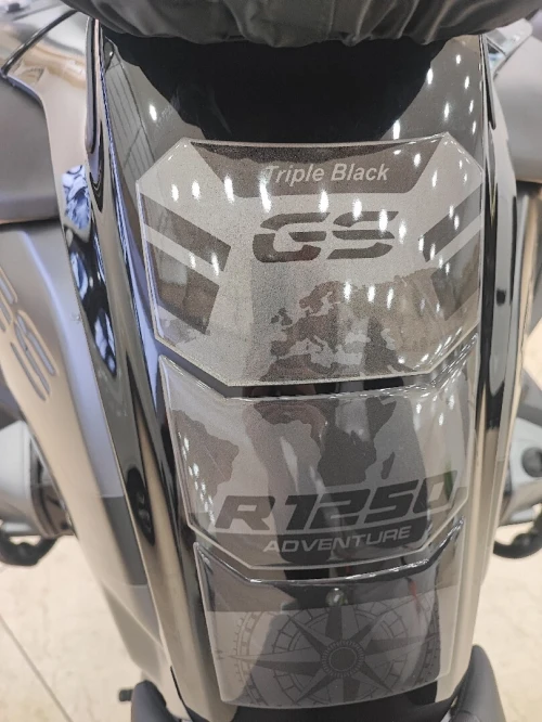 BMW R1250 triple black 2024