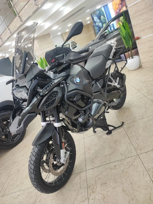 BMW R1250 triple black 2024