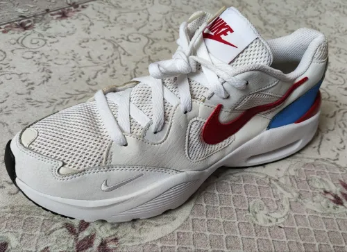 Basket NIKE AIR MAX FUSION état 10/10 