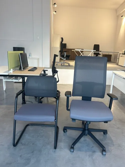 CHAISES OPERATEURS ET VISITEURS  