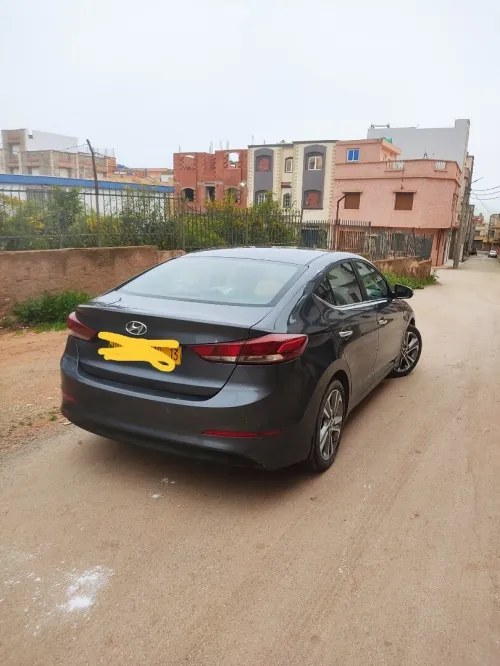 Hyundai Elantra 2018 GLX