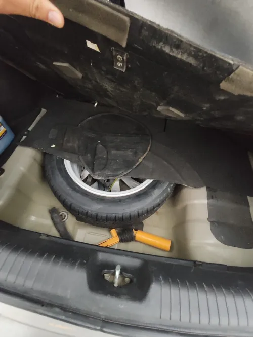 Geely Livan x3 pro 2025 