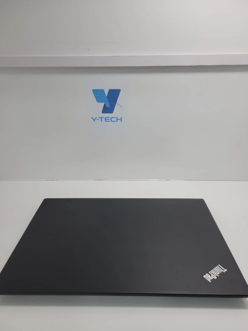 LENOVO THINKPAD T495s Ryzen 5 3500u| Ram 16gb| SSD 256 nvme Gpu: Vega 8| Ecran 14" FHD Tactile