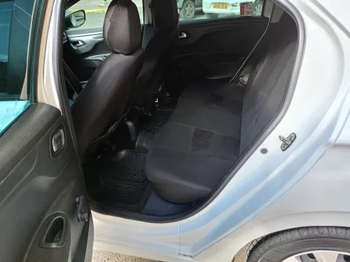 Peugeot 301 2014 Active