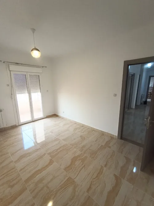 Vente Appartement F4 Oran Sidi chami