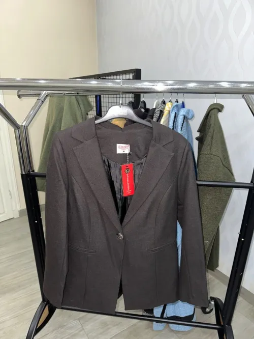 Vêtements femme, en gros