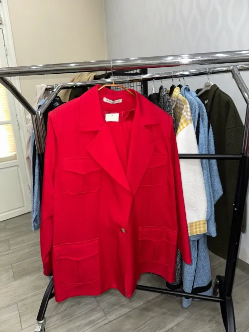 Vêtements femme, en gros