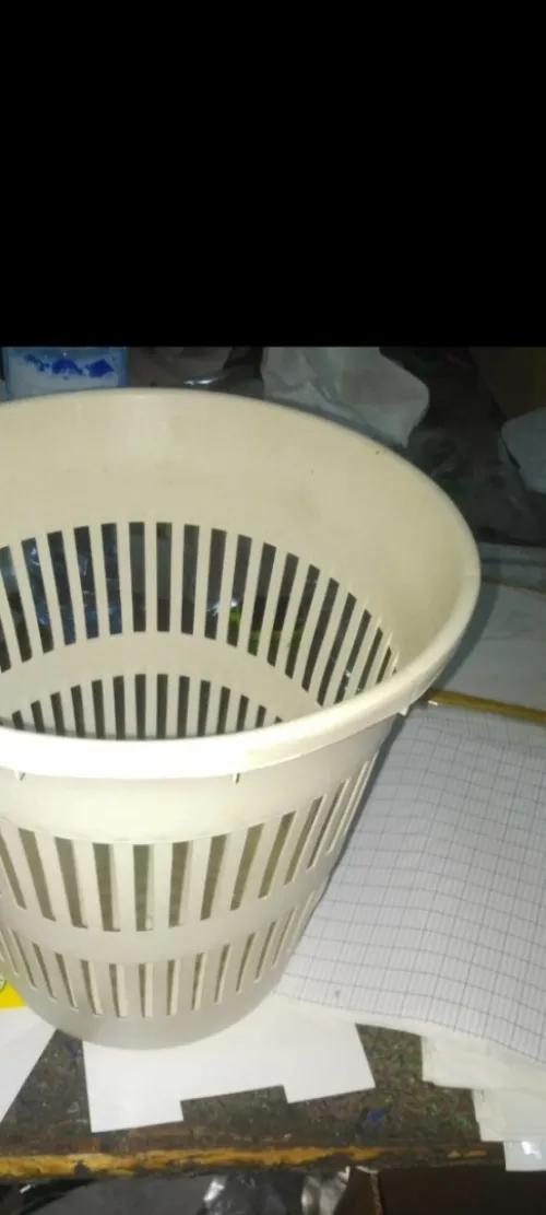 Moule injection plastique corbeille a papier