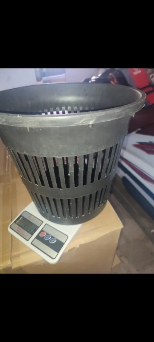 Moule injection plastique corbeille a papier