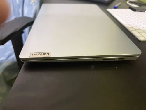 Lenovo IdeaPad 1 15AMN7  جديد في علبته الأصلية