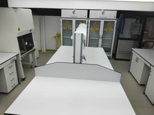 equipements de laboratoire