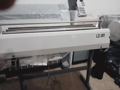 Plieuse manuelle de plans  LD-901 grand format (A0) 