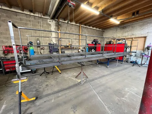 Fabrication passerelle métallique sur mesure 