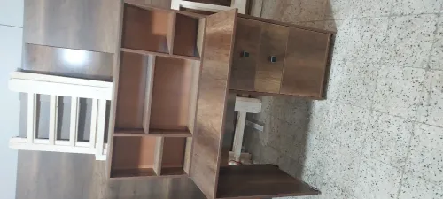 Attelier fabrique couizine équipé et dressing et bereux et chambres à coucher 