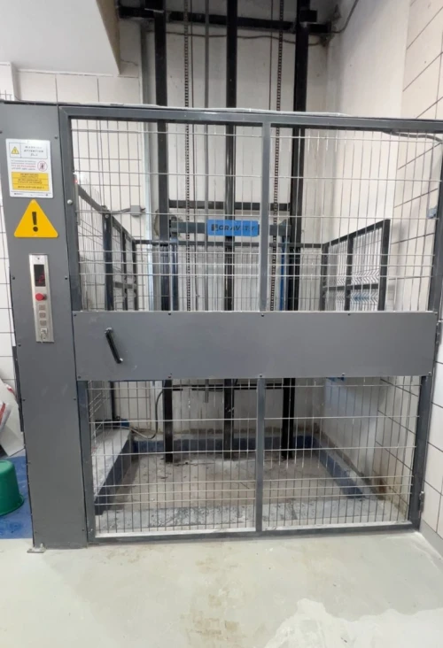 Monte charges hydrauliques sur mesure - GRAVITY ALGERIE - Interne Ou Externe