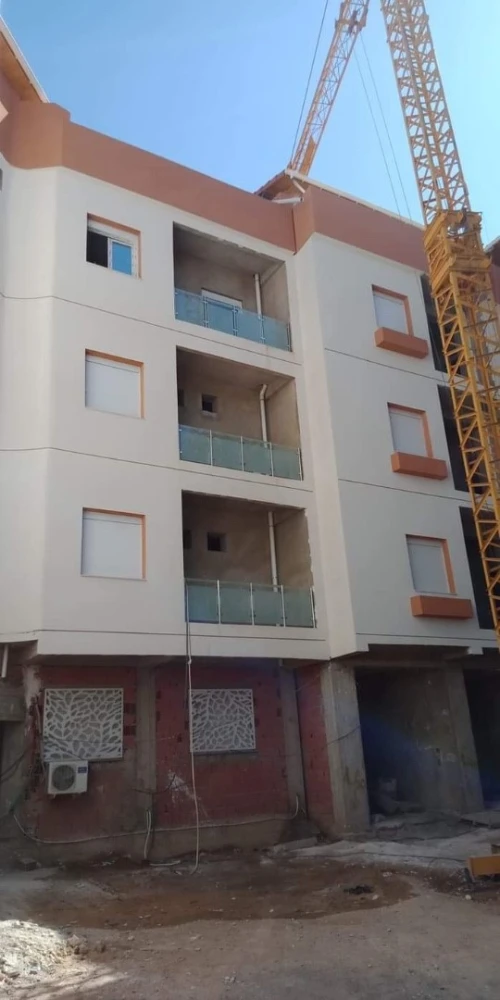 Paintur du facade en monocouche 