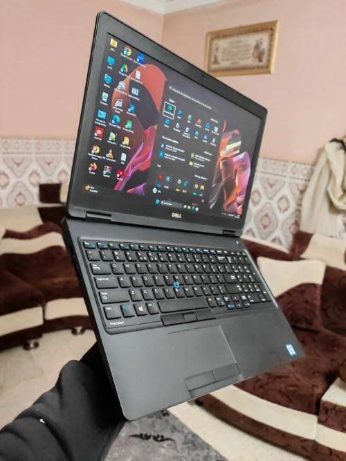 Dell precision workstation 3520