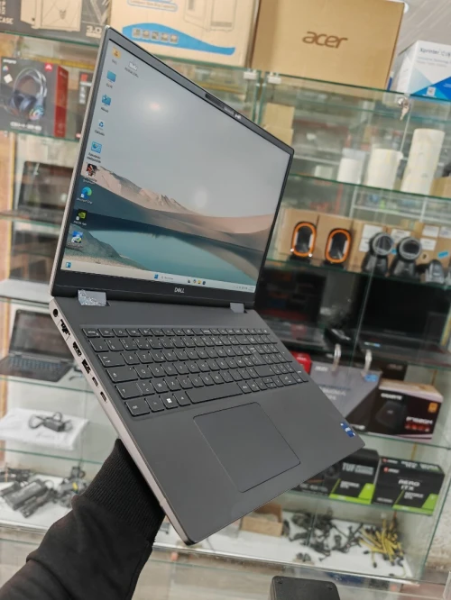 Dell precision 7680 RTX 4090 16GB