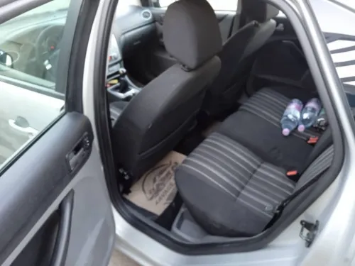 Ford Focus 4 portes 2009 Focus 4 portes