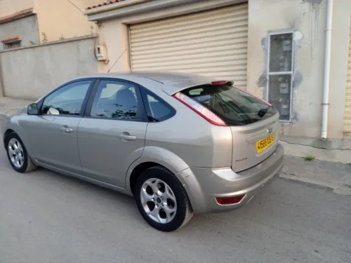 Ford Focus 5 portes 2009 Focus 5 portes