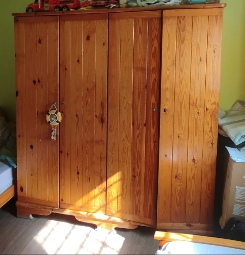 Armoire