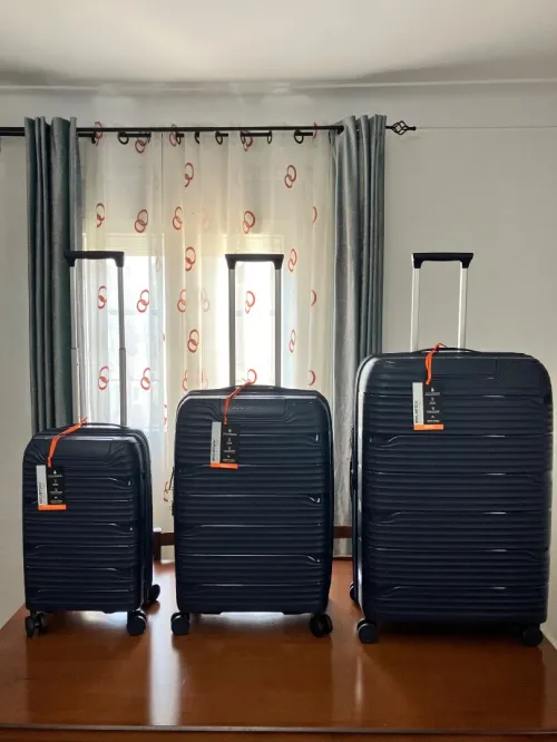 Valises EXTENSIBLES DELSEY/ American Tourister : Cabine;55cm, Soute; 68cm,71cm et 75cm