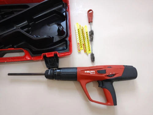 Cloueur hilti dx 5 kit