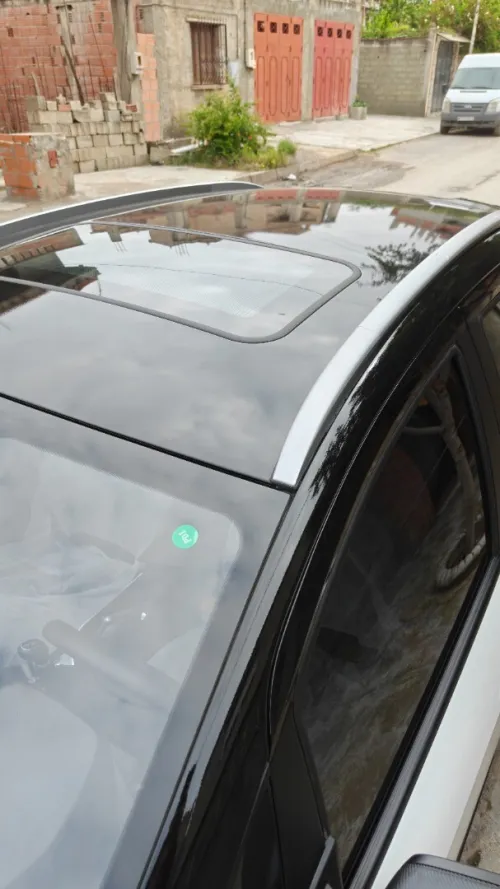 Livan X3 Pro  2026 Black sunroof manuel +toit