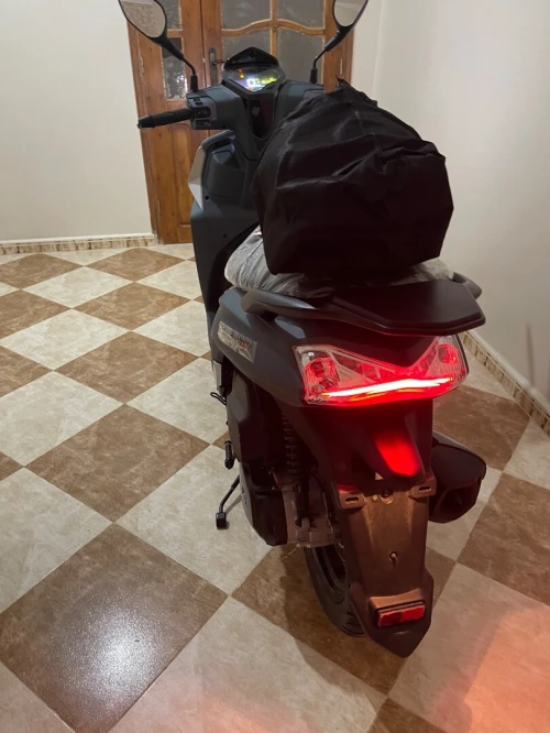 Sym St 200 2025