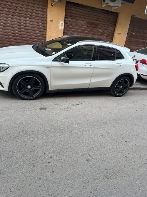 Mercedes GLA 2015 GLA