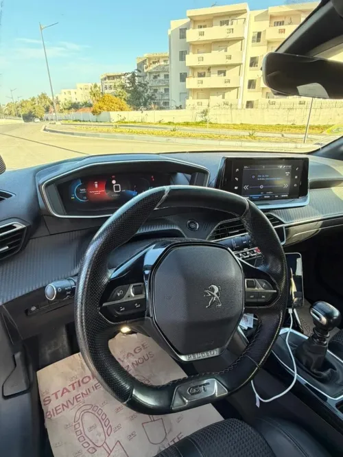 Peugeot 208 2023 GT