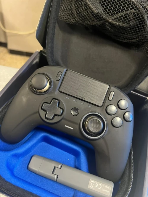 MANETTE NACON RÉVOLUTION UNLIMTED ps4 