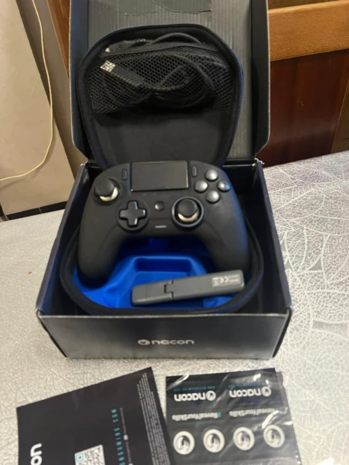MANETTE NACON RÉVOLUTION UNLIMTED ps4 