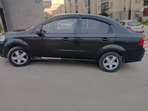 Chevrolet Aveo 4 portes 2010 Base clim