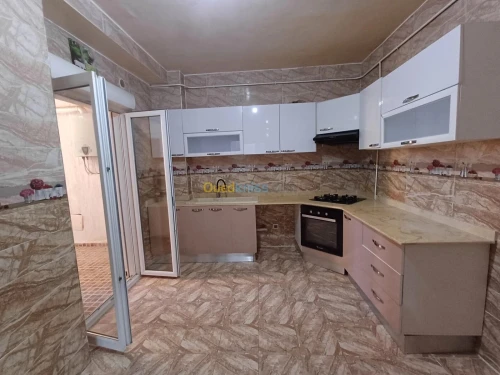 Location Appartement F4 Alger Souidania