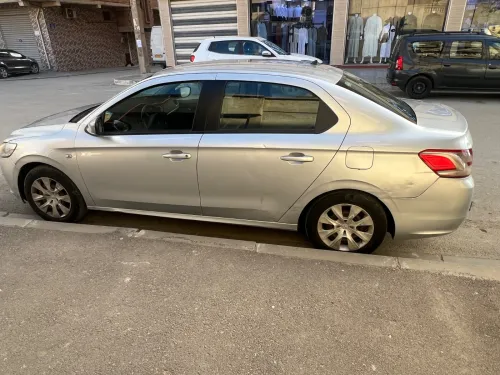 Peugeot 301 2014 Active