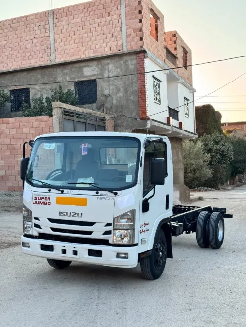 Isuzu Npr 71 2022