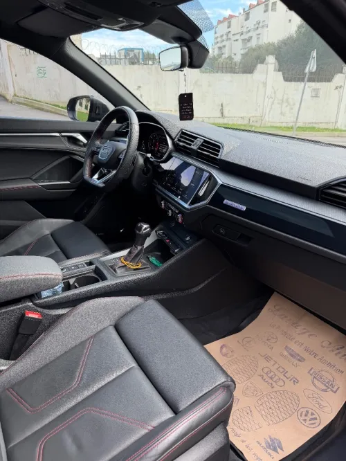 Audi Q3 2024 S line