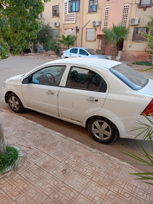 Chevrolet Aveo 4 portes 2013 Base clim