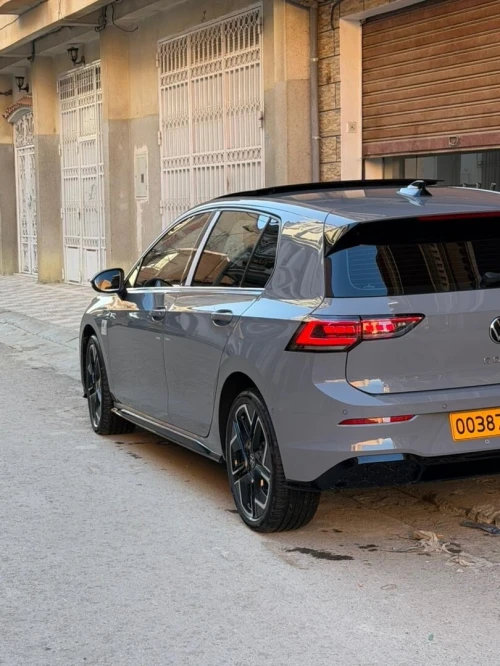Volkswagen Golf 8 2025 R-Line