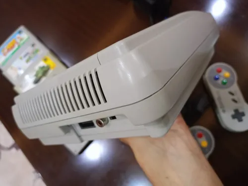Nintendo Super Famicom avec 5 jeux