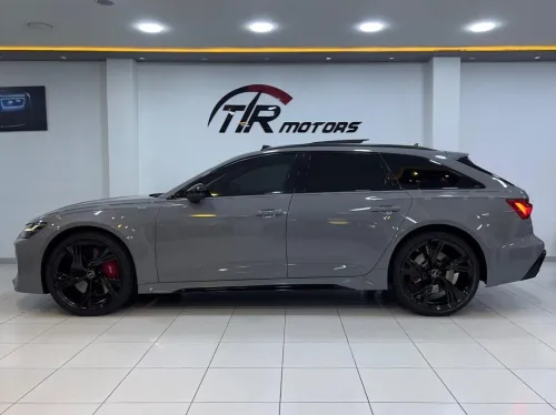 Audi RS6 2023 Quattro S tronic
