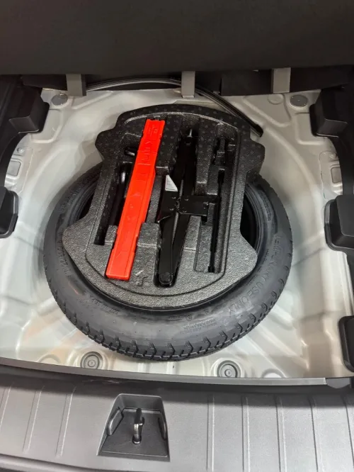 Geely Coolray 2025 