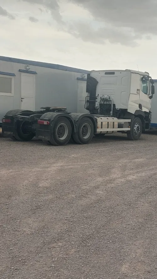 RENAULT 440DXI 6X4 6x4 FARACHA 2016